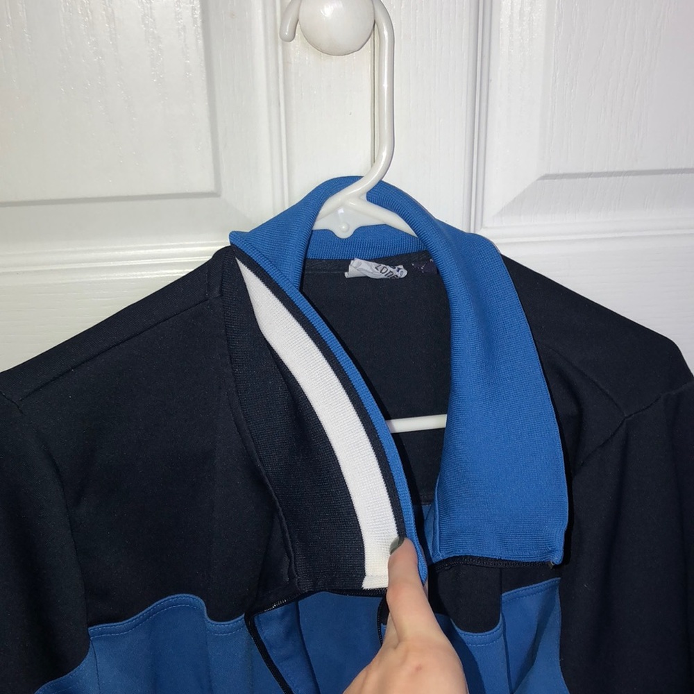 Jacket💛 - Picture 3 of 6